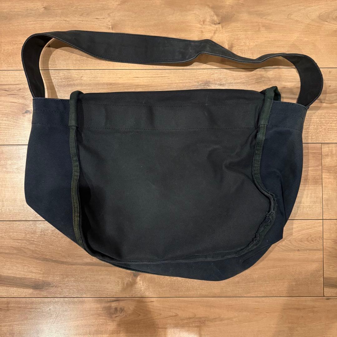 comme des garcons メッセンジャー