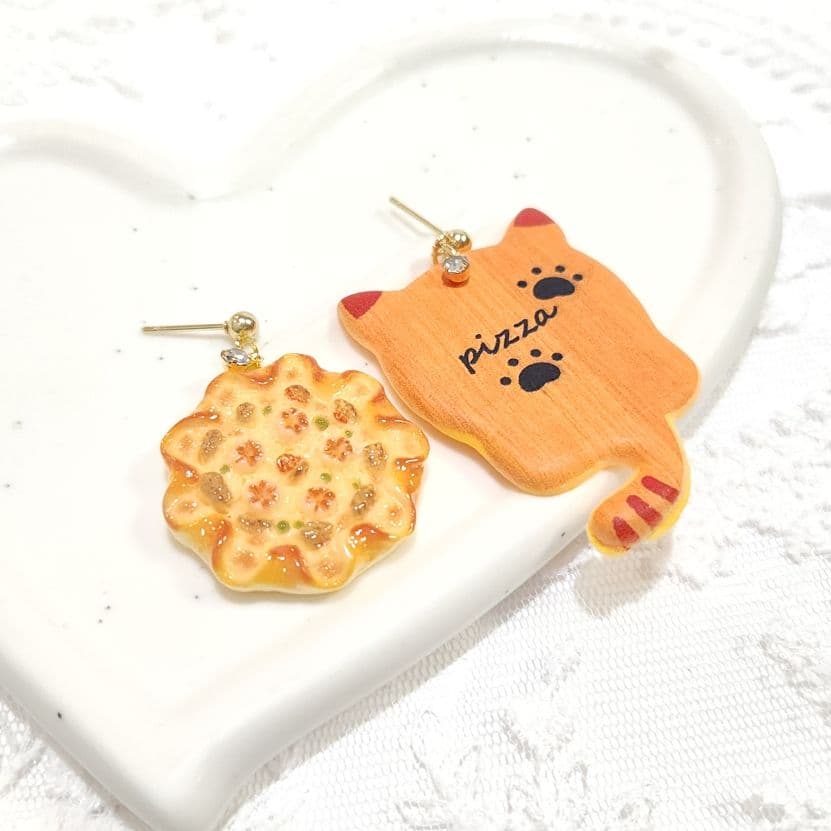 斬新♡可愛い♡猫ピザ ピアス♡