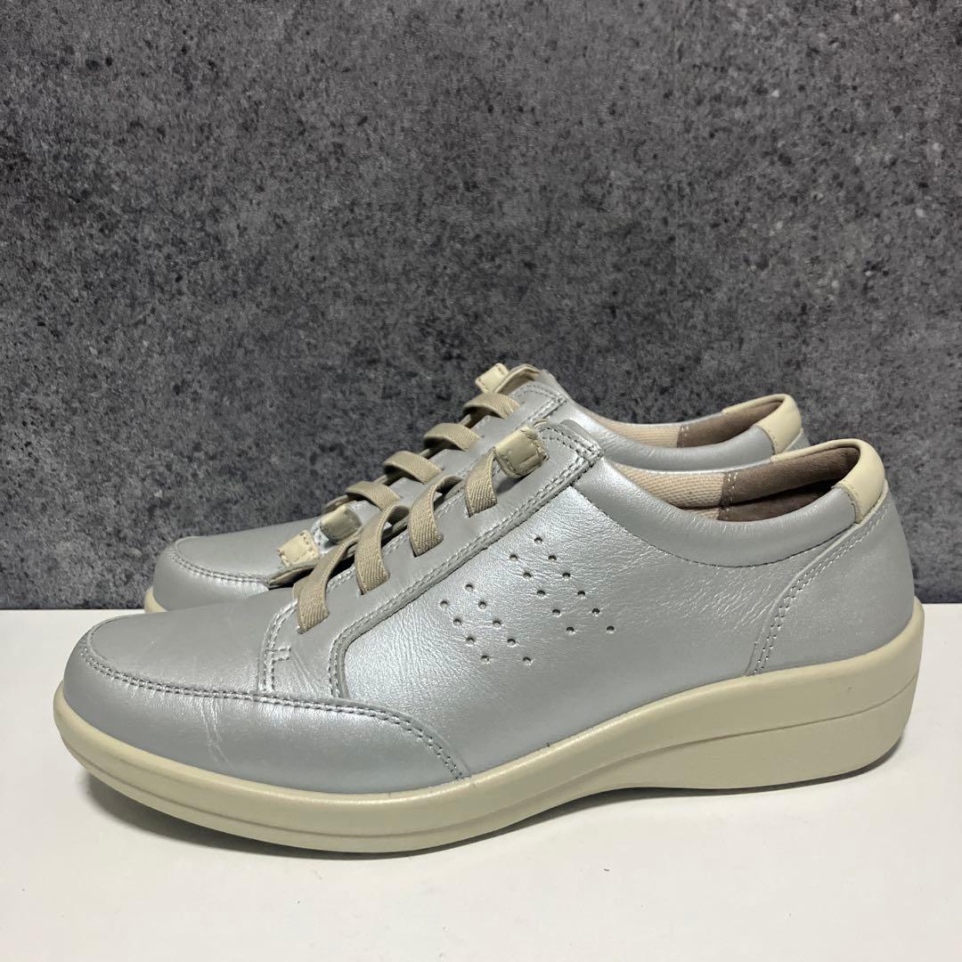ACHILLES SORBO シルバー スニーカー　24.0