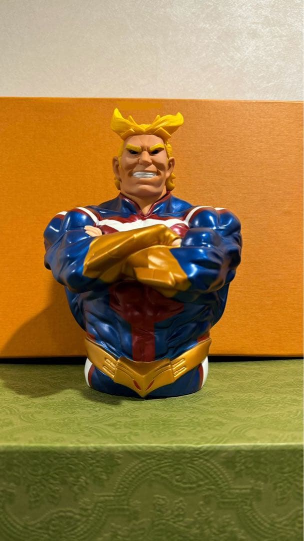 貯金箱　オールマイト　僕のヒーローアカデミア