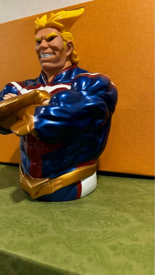 貯金箱　オールマイト　僕のヒーローアカデミア