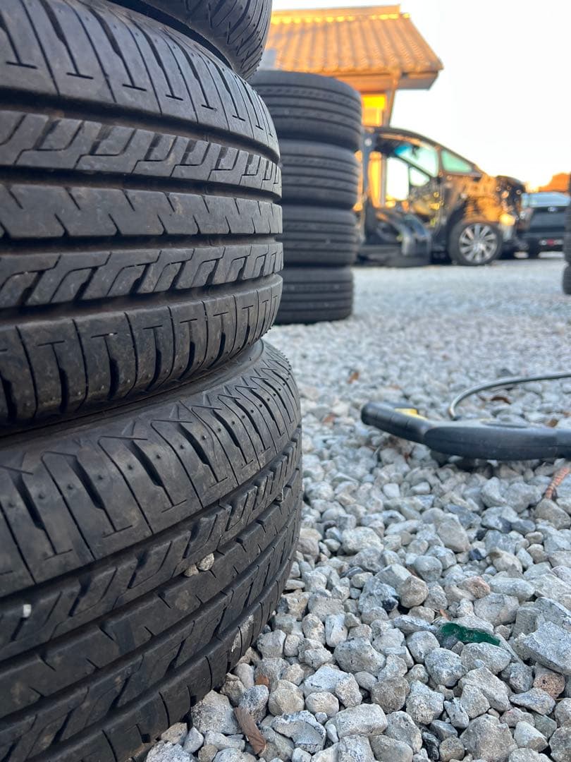 セイバーリング　sl201 205/60r16 24年製　バリ山　イボ付き