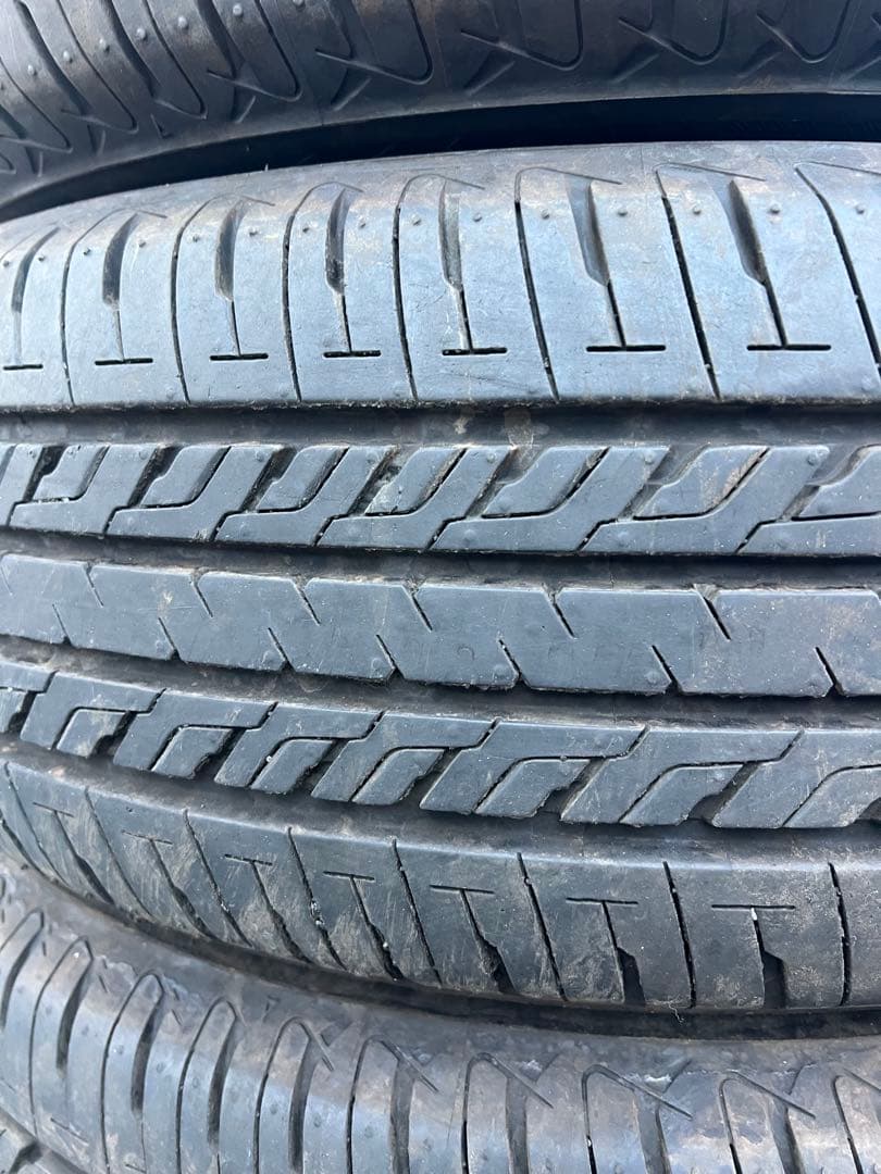 セイバーリング　sl201 205/60r16 24年製　バリ山　イボ付き