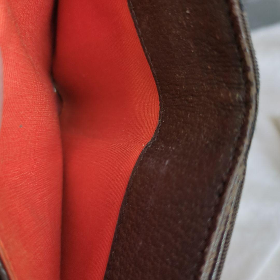 ブルガリ、ロゴマニア二つ折財布 未使用新品