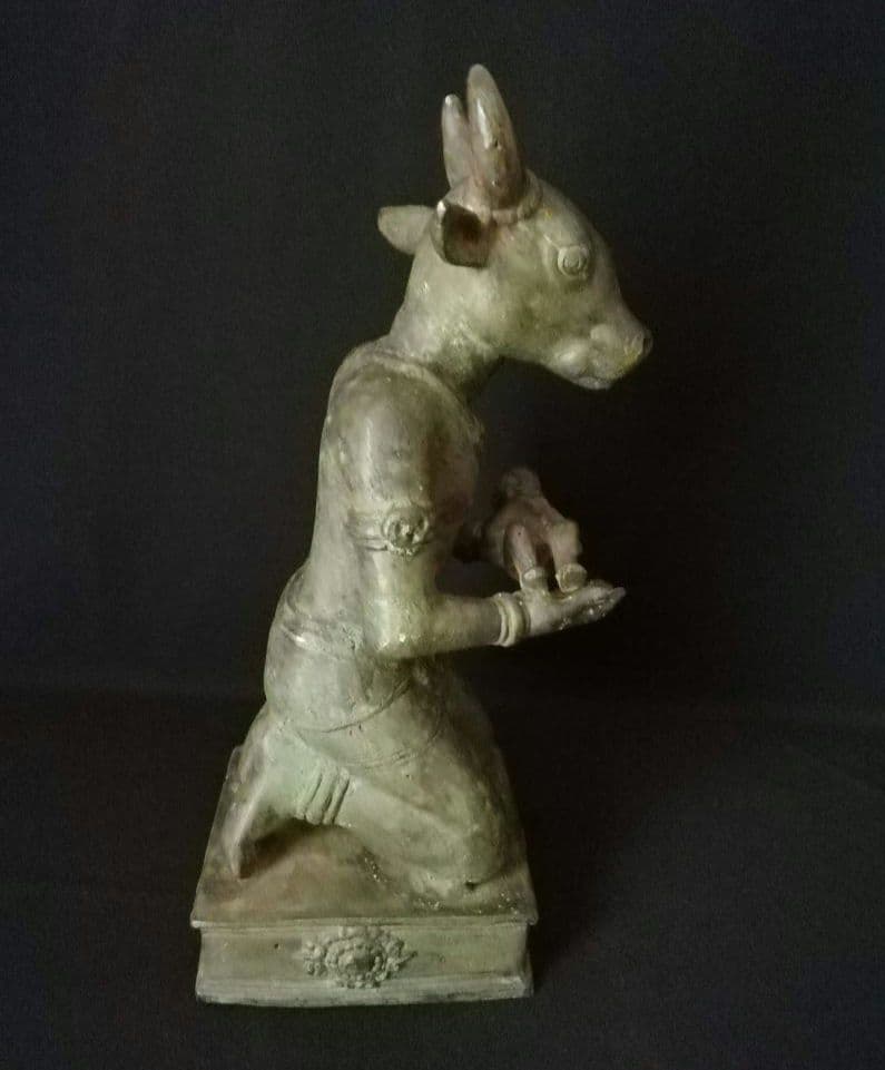 逸品　青銅牛神供犧子像　仏教　インド　中国　チベット　牛頭　 ガジュラーホ寺院群