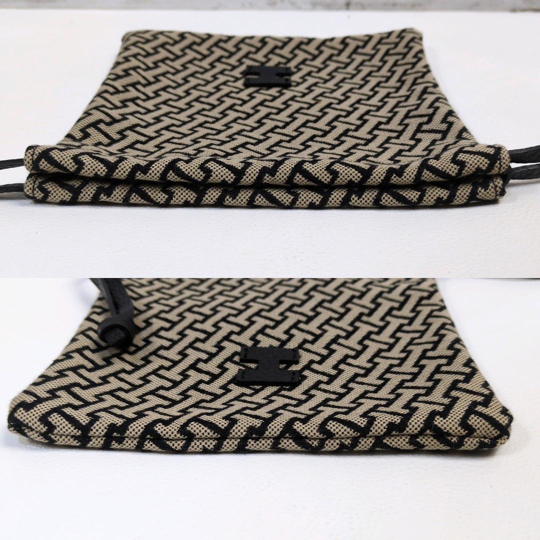 イアクッチ モノグランマ ポーチ 巾着