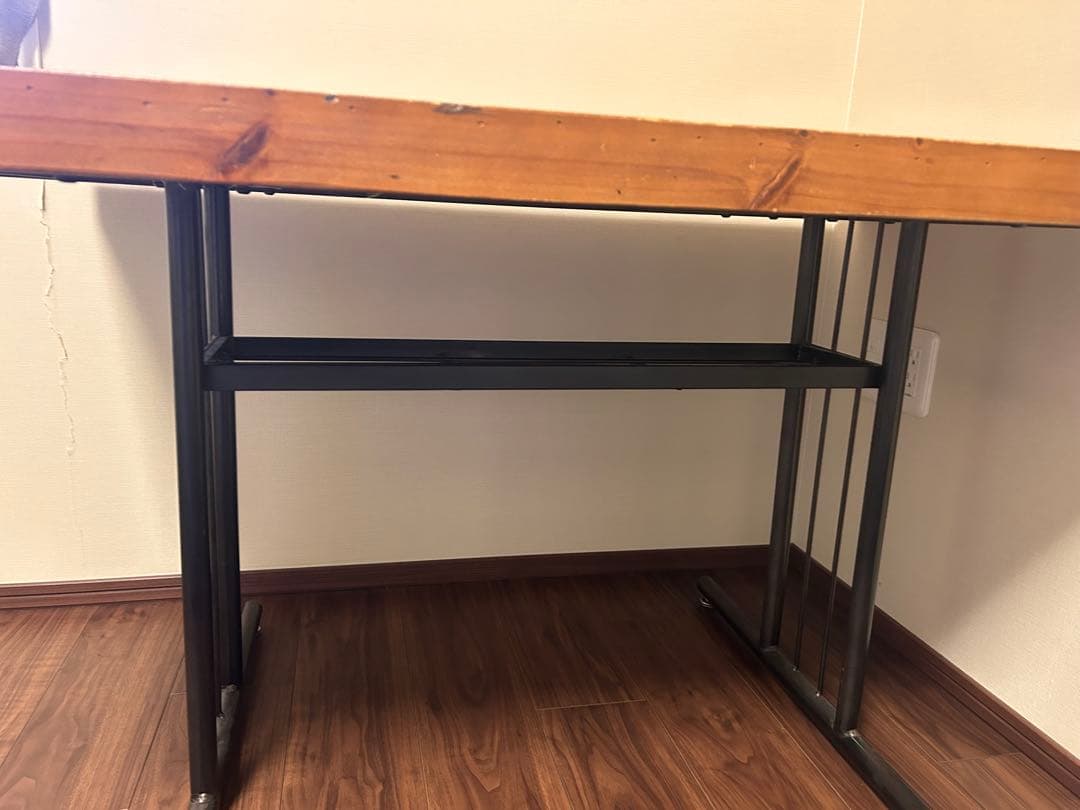 木製テーブル 110×65×70cm たのメル便発送　ブラウン