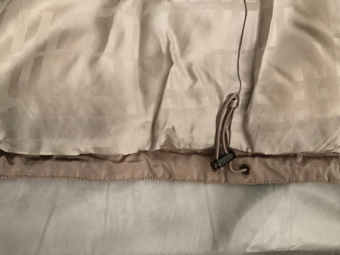 ☆中古☆バーバリー　レディース　ダウンコート　サイズ38ベージュ系