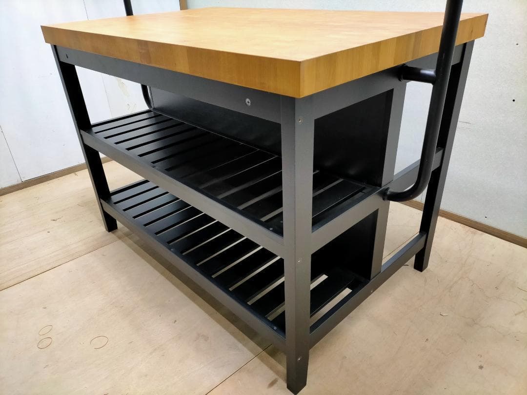 美品 VADHOLMA　アイランドキッチン 送料無料　75009-3-100