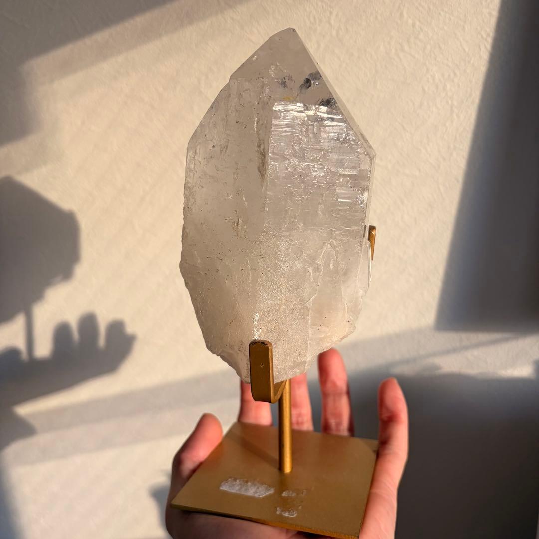 【迫力 920g】ブラジル産 水晶ポイント 台座セット（高さ20cm）原石 浄化