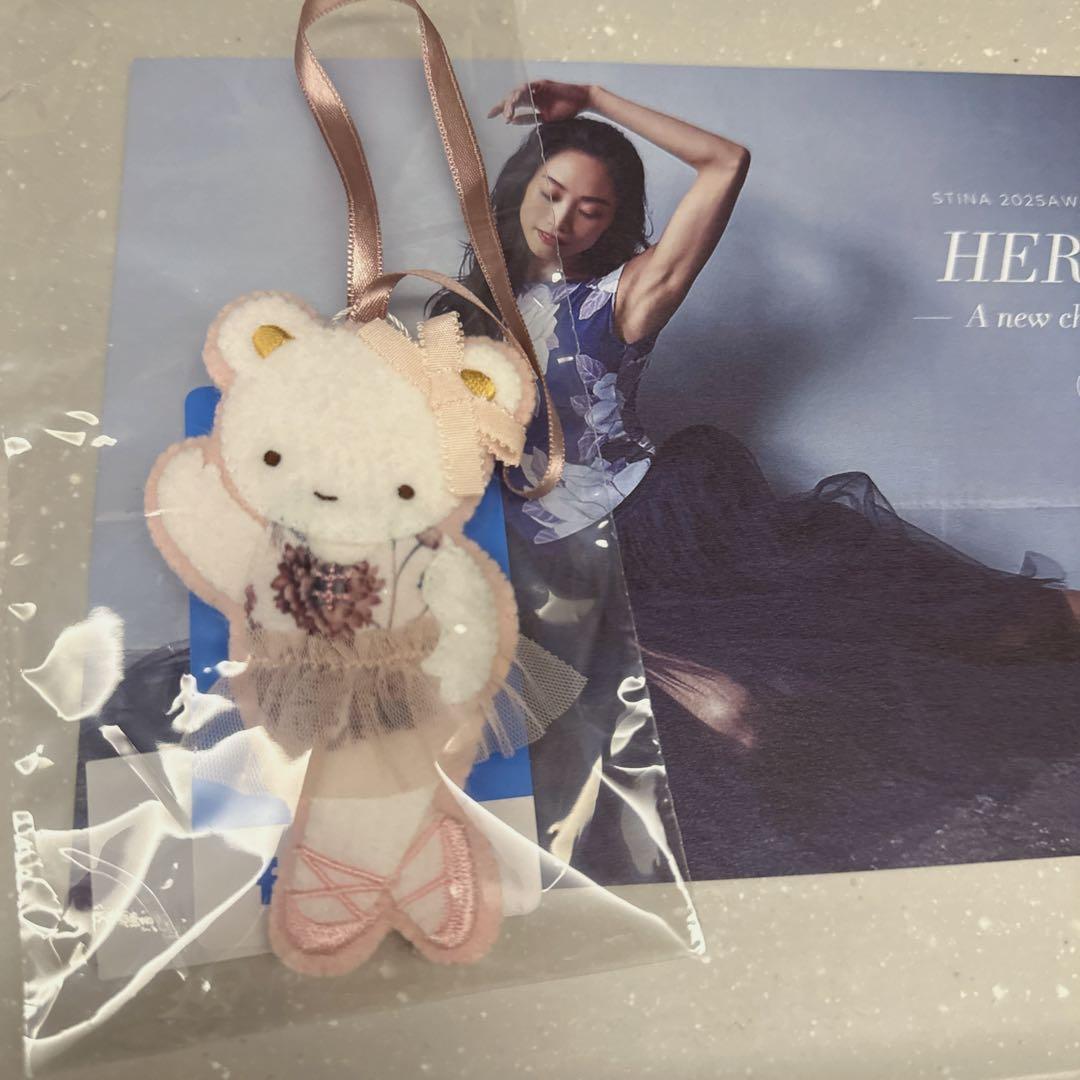 stina familiarコラボ スティナ ファミリア　チャーム　キーホルダー