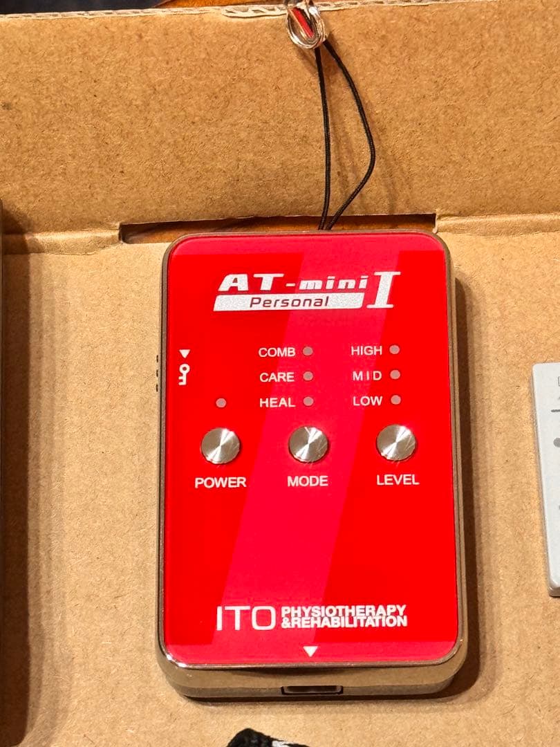 伊藤超短波　AT-mini personal Ⅰ リハビリテーション機器