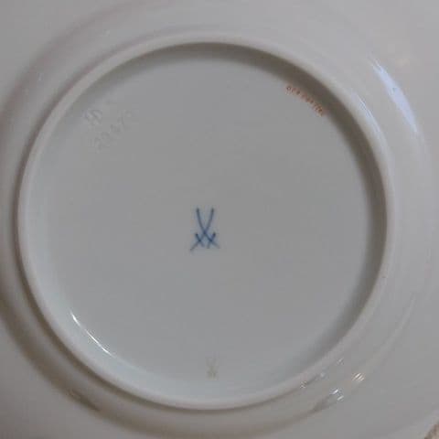 【レア】Meissen(マイセン)ホワイトローズ／プレート(WEVEバージョン)