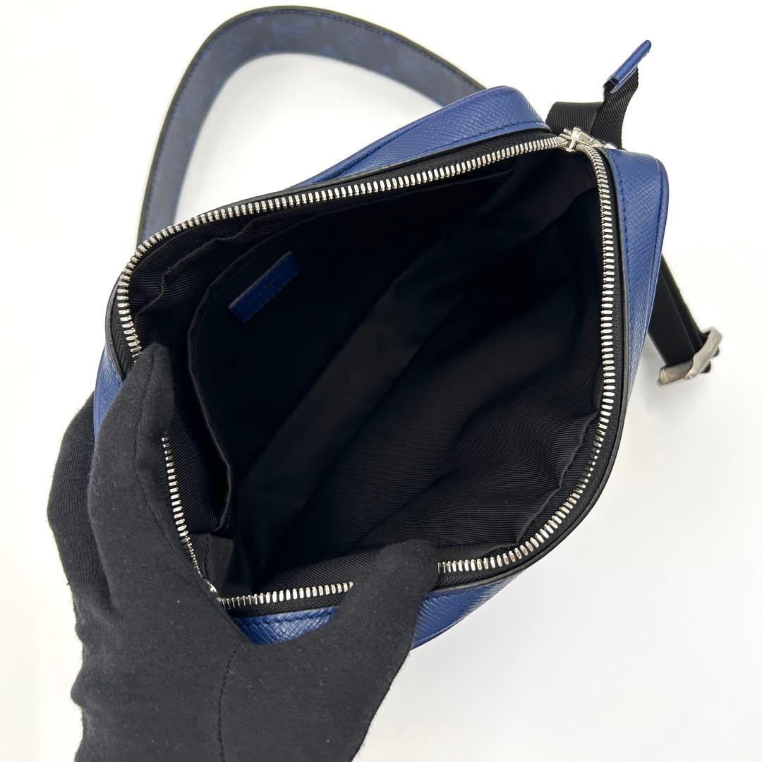 【美品】ルイヴィトン タイガラマ アウトドアメッセンジャー ショルダーバッグ 青