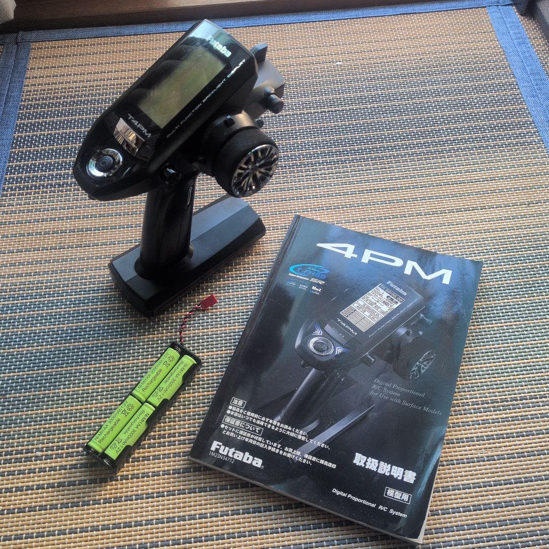 Futaba T4PM 送信機 本体と取扱説明書　充電仕様に改造品