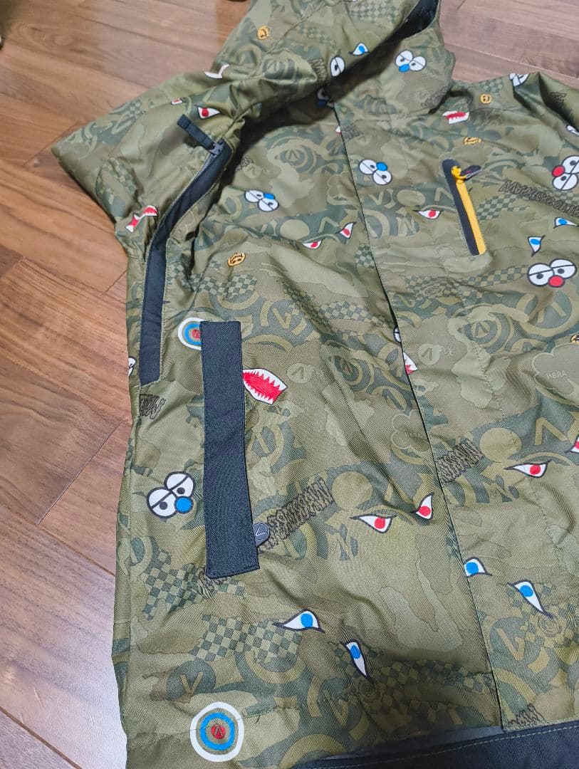 エアボーンARBNスノーボードウェア