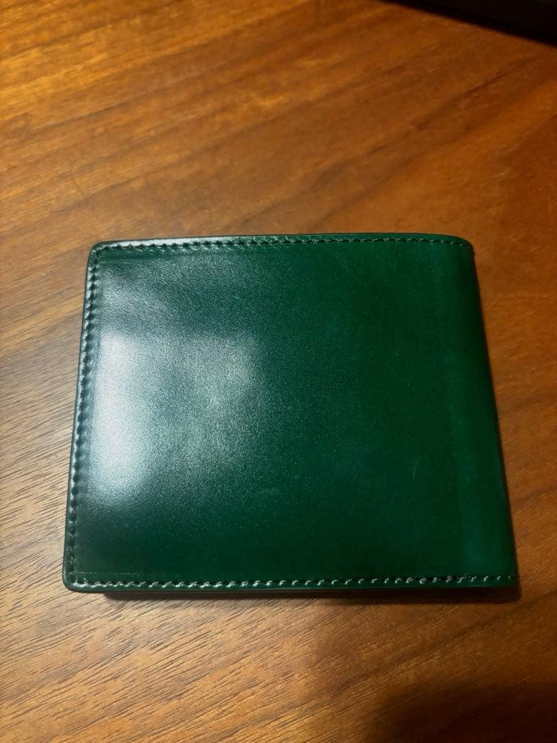 【最終値下げ】CIMABUE 二つ折り財布　コードバン　グリーン財布　本革