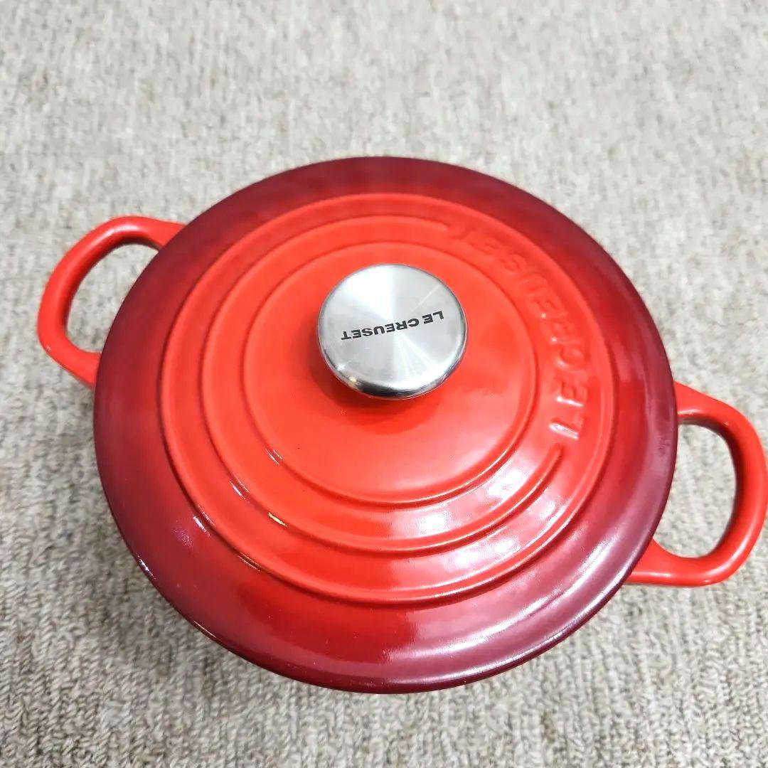 【新品未使用】ル・クルーゼ　ココット・ロンド　チェリーレッド　 16cm