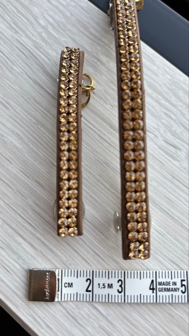 すみっこぐらし様コンプレックスビズ　ブラウンバレッタ　大小セットスワロフスキー