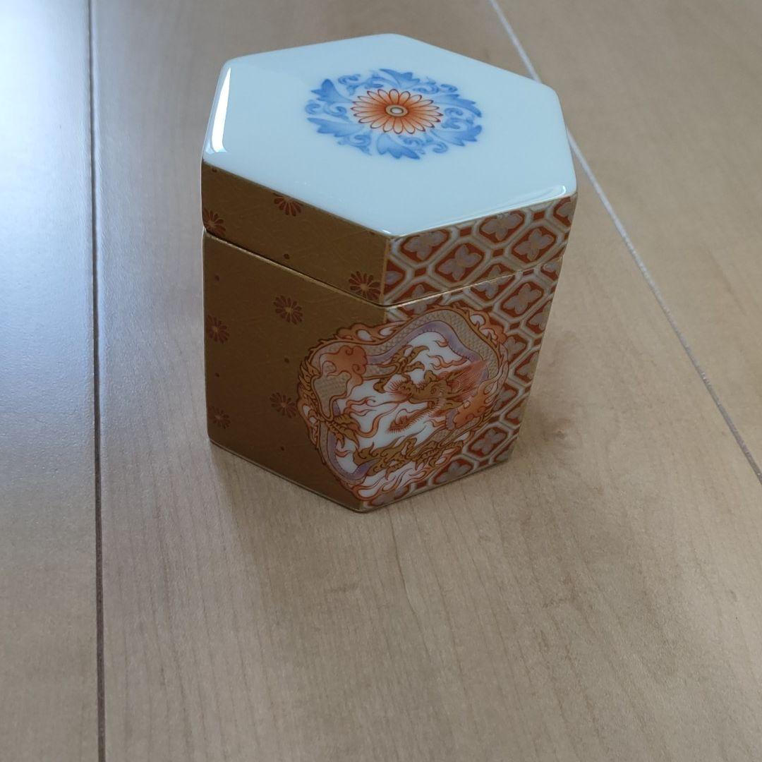 香蘭社*小物入れ*縁起物*龍*金