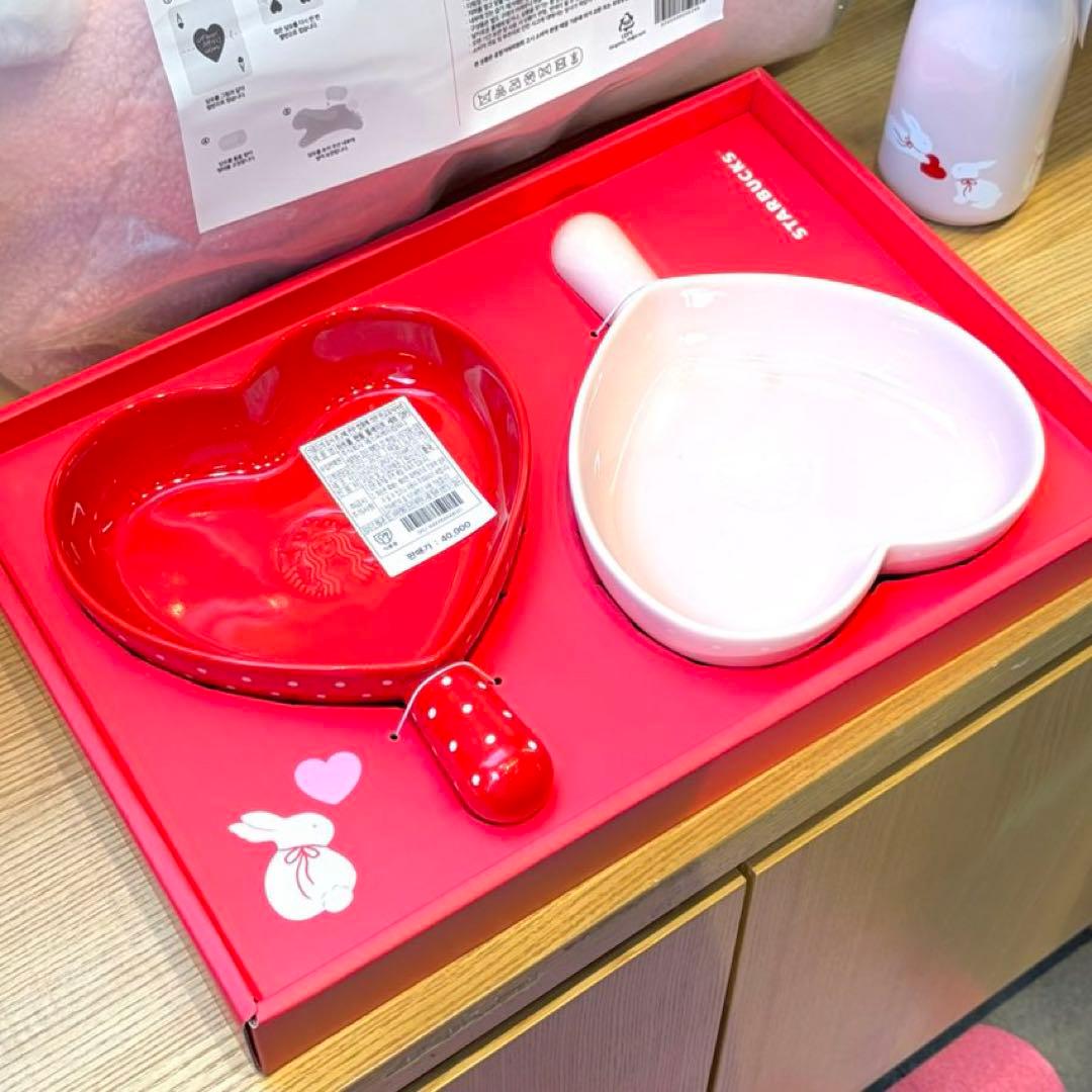 韓国限定 スターバックス 2026 バレンタイン ペア プレート お皿