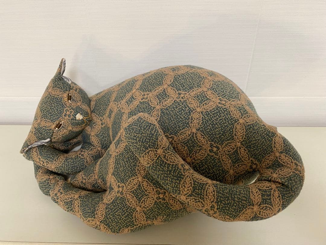 ミナペルホネン 猫型 necco クッション