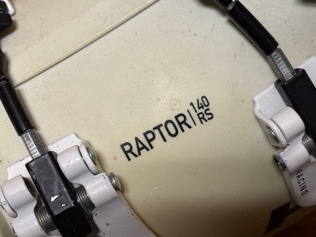 HEAD インナーとRAPTOR 140 RS スキーブーツ（太足仕様）