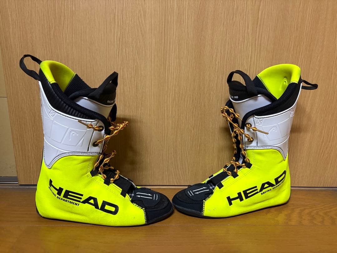HEAD インナーとRAPTOR 140 RS スキーブーツ（太足仕様）