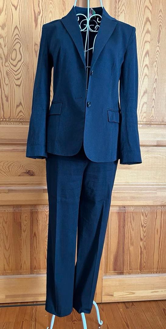 セオリー　ネイビーパンツスーツ