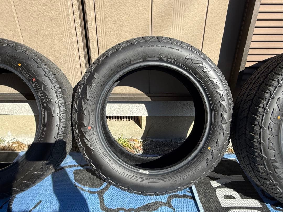 RAV4純正　225/60/18 ファルケンWILDPEAK A/T TRAIL