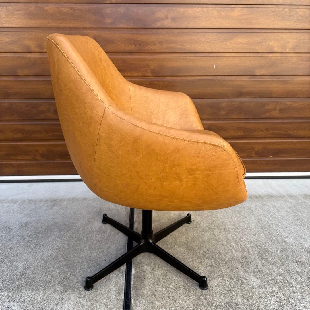 美品 SWITCH Cosmic Chair シルバーX脚 レザー キャメル