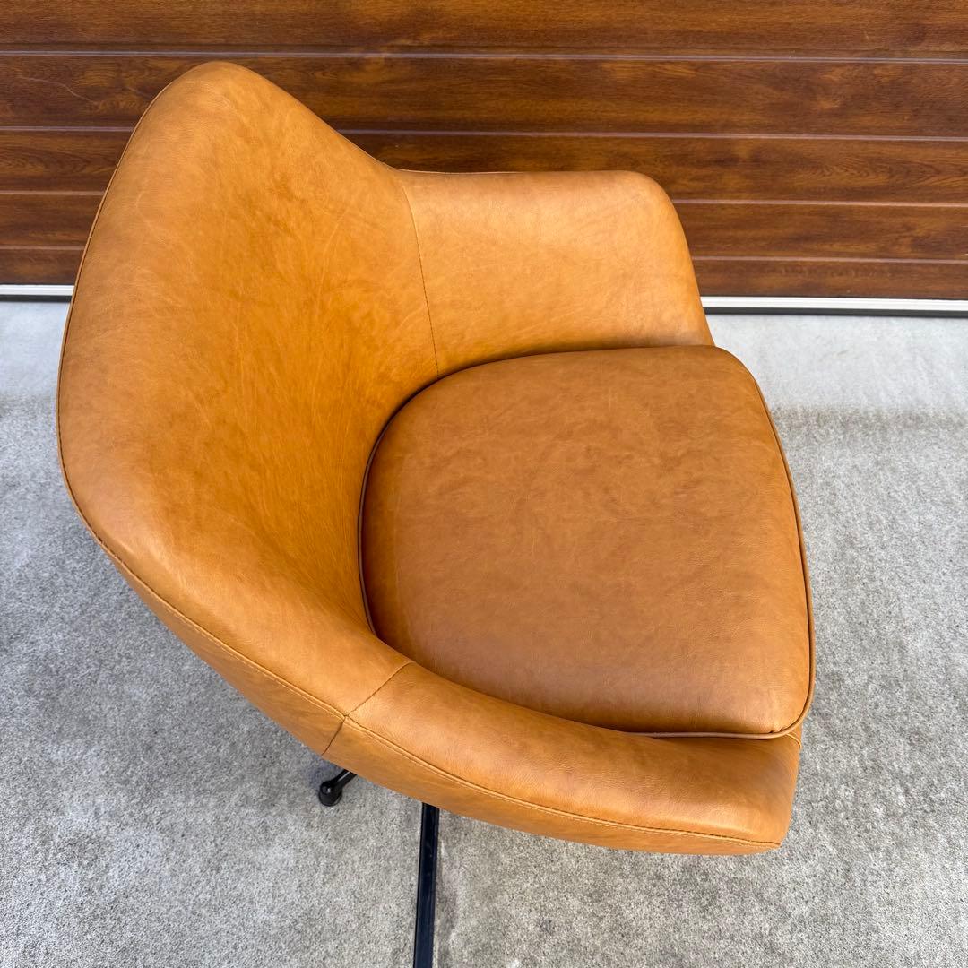 美品 SWITCH Cosmic Chair シルバーX脚 レザー キャメル