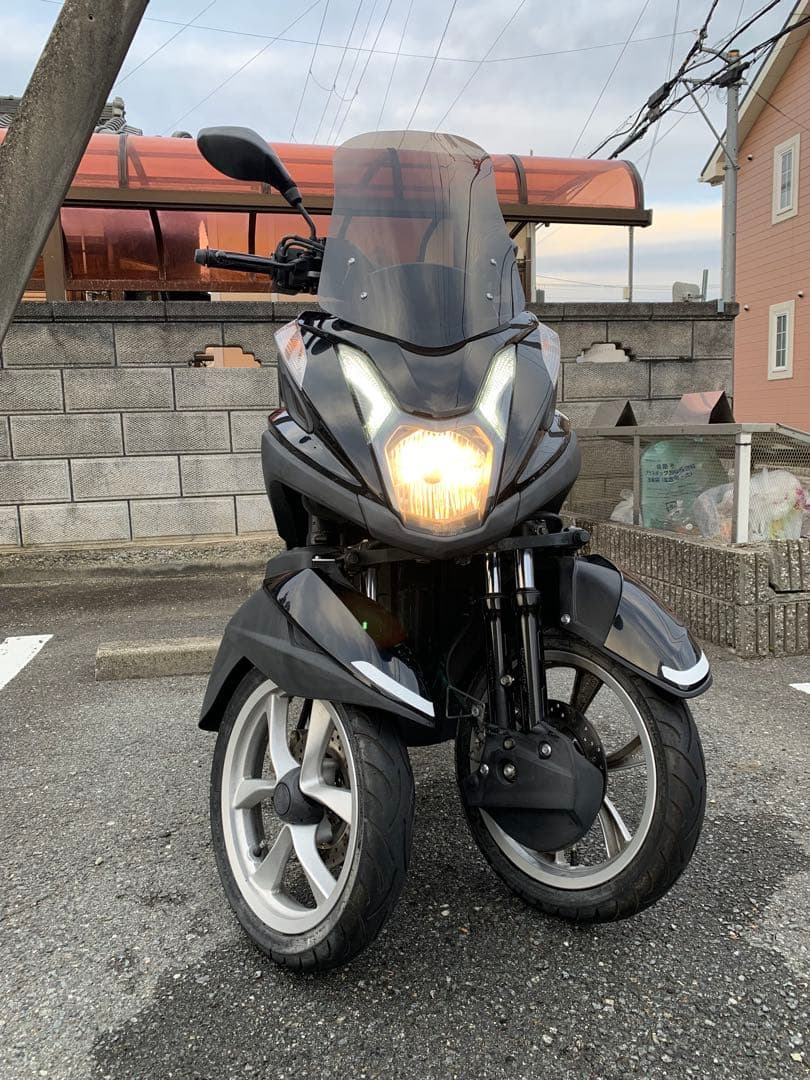 Yamaha Tricity ブラック三輪スクーター