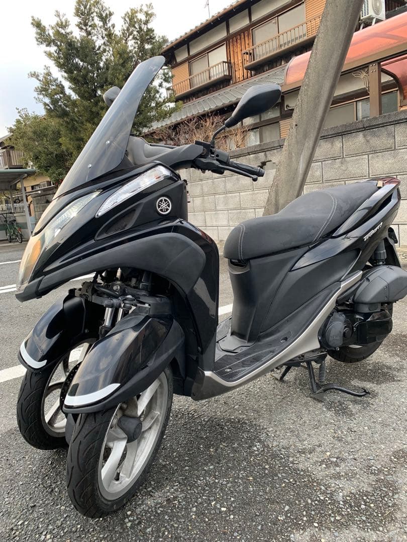 Yamaha Tricity ブラック三輪スクーター