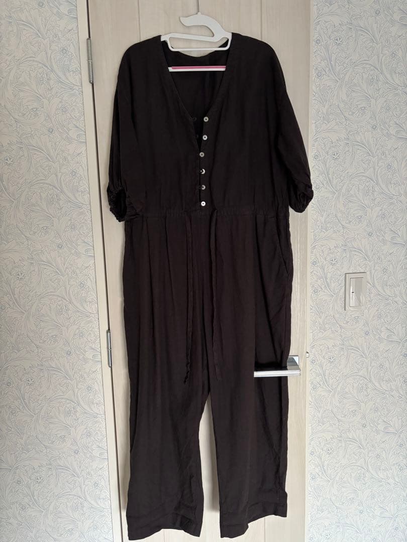 タイムセール　ネストローブ　バルーンスリーブサロペット