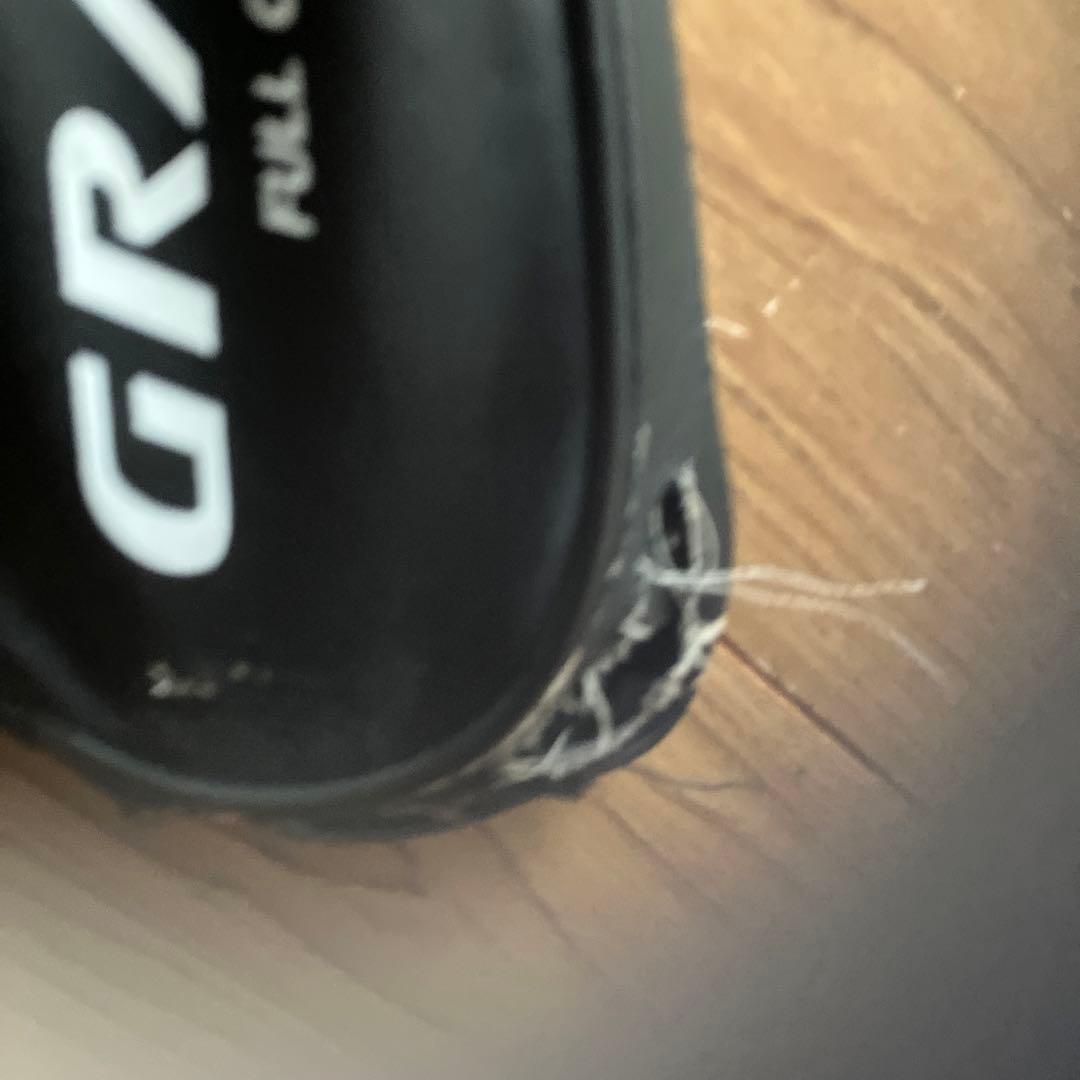 ※値下げ無し　バドミントンラケット2本カバー3枚、ハウツー本