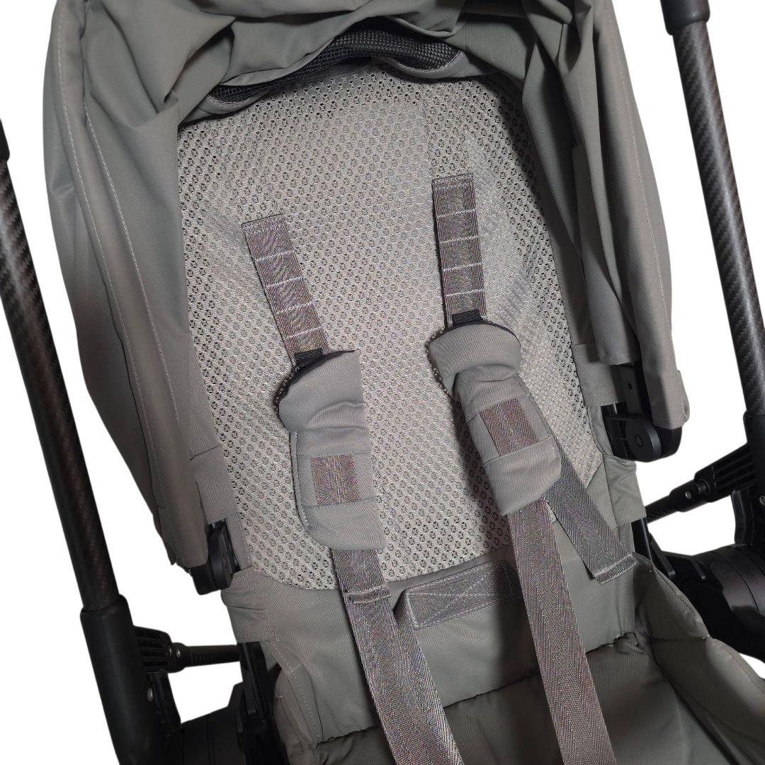 サイベックス メリオ カーボン 軽量 ベビーカー グレー CYBEX MELIO