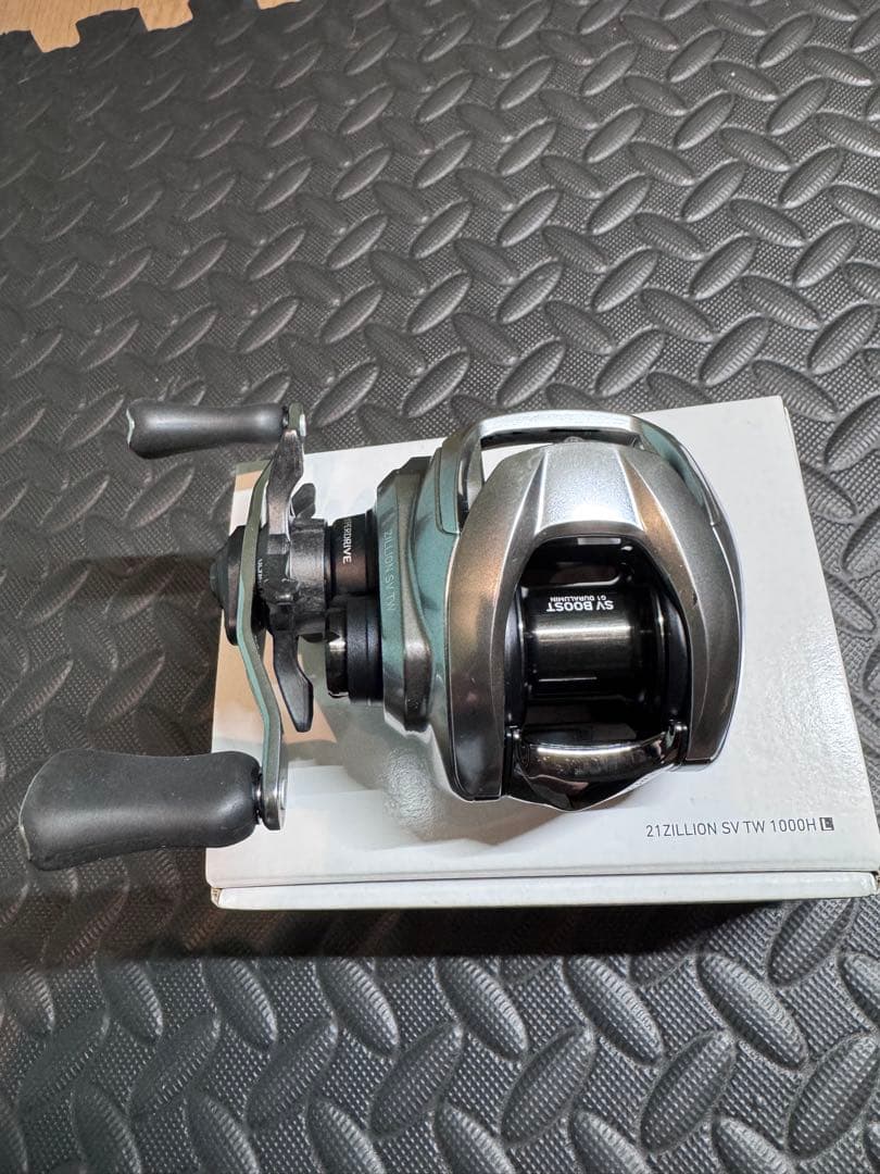 21ジリオン　ZILLION SV TW 1000HL
