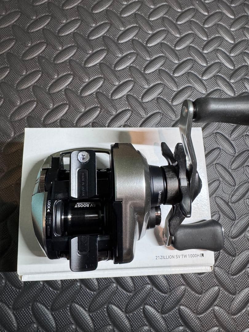 21ジリオン　ZILLION SV TW 1000HL