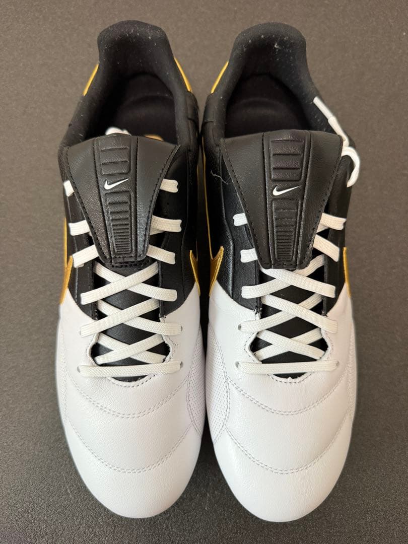 新品！NIKE ナイキ プレミア III FG サッカースパイク 27.5