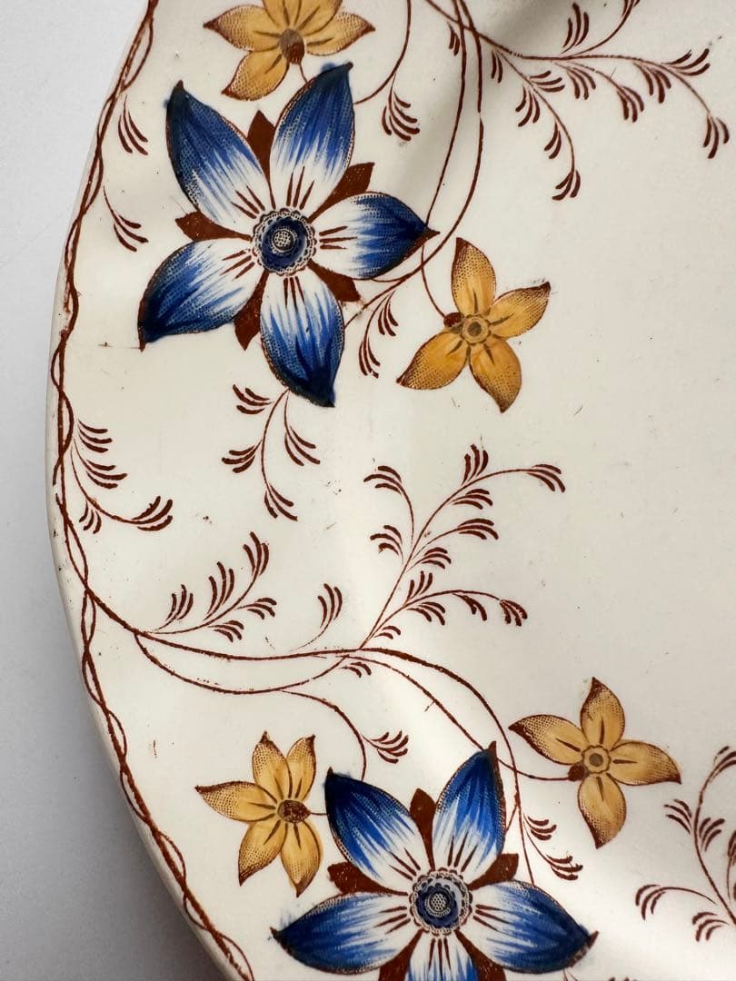 クレイユモントロー　アネモネ　フランス　アンティーク　プレート