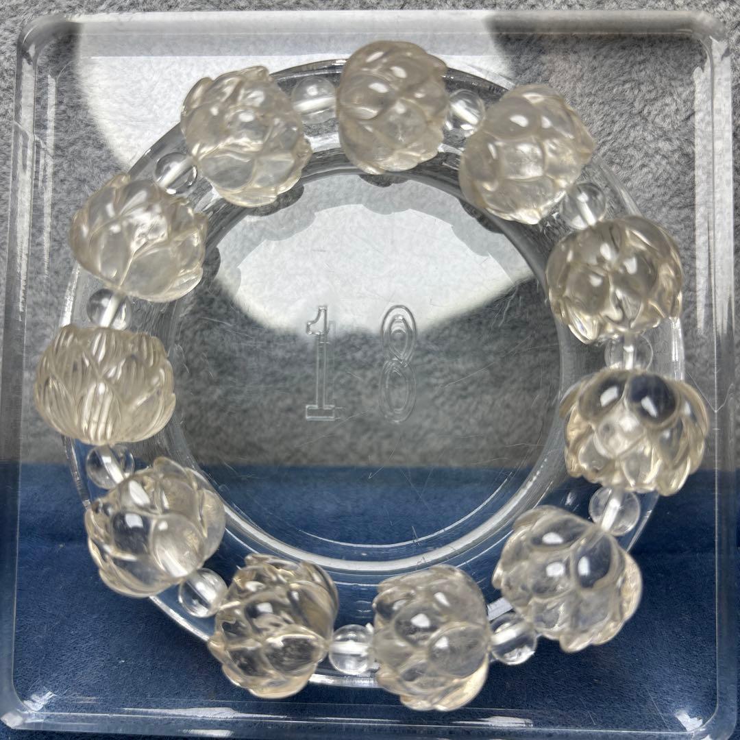 イチオクノホシ様おまとめ水晶　蓮花彫りブレスレット　11-118