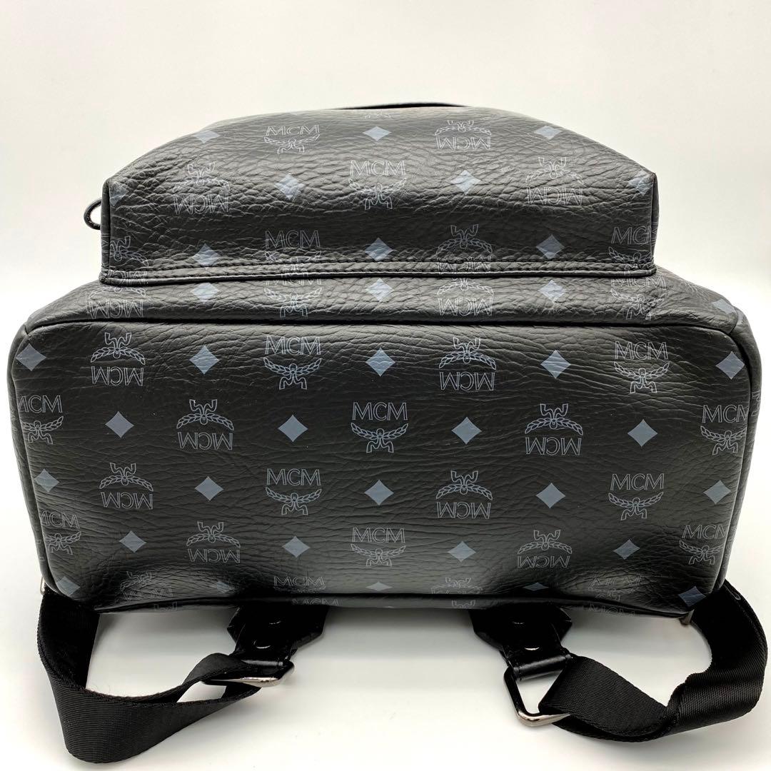 MCM エムシーエム　バックパック リュック　スタッズ　レザー　本革　ブラック