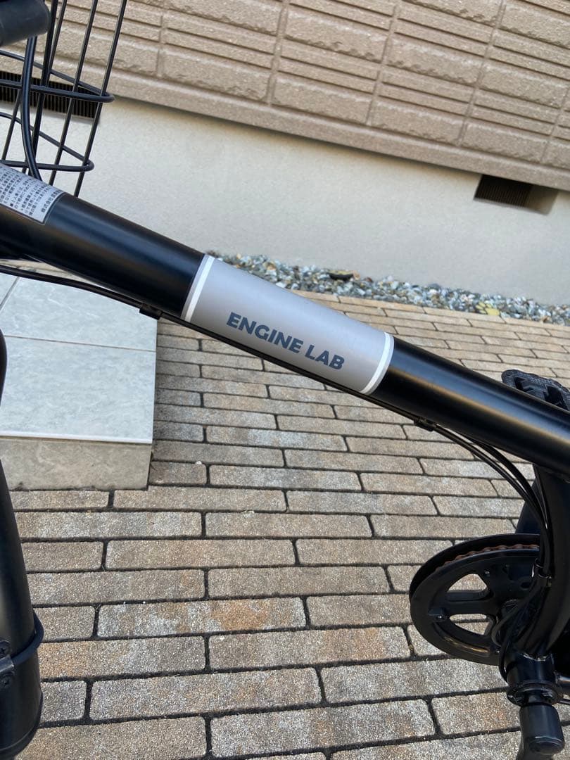 折りたたみ自転車 ブラック エンジンラボA 20インチ　6段変速　大阪