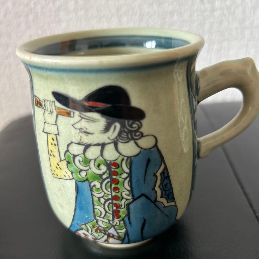 有田焼 古伊万里様式 南蛮人図柄 マグカップ　2客セット