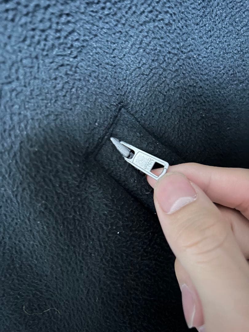 アニエスベーオム　フランス製　フリースブルゾン