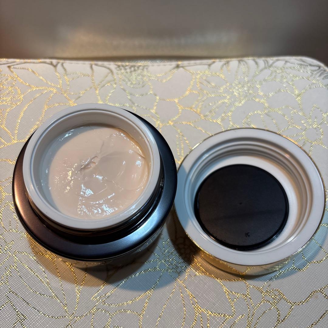 エスティーローダー ESTEE LAUDER リニュートリィブ　マッサージ