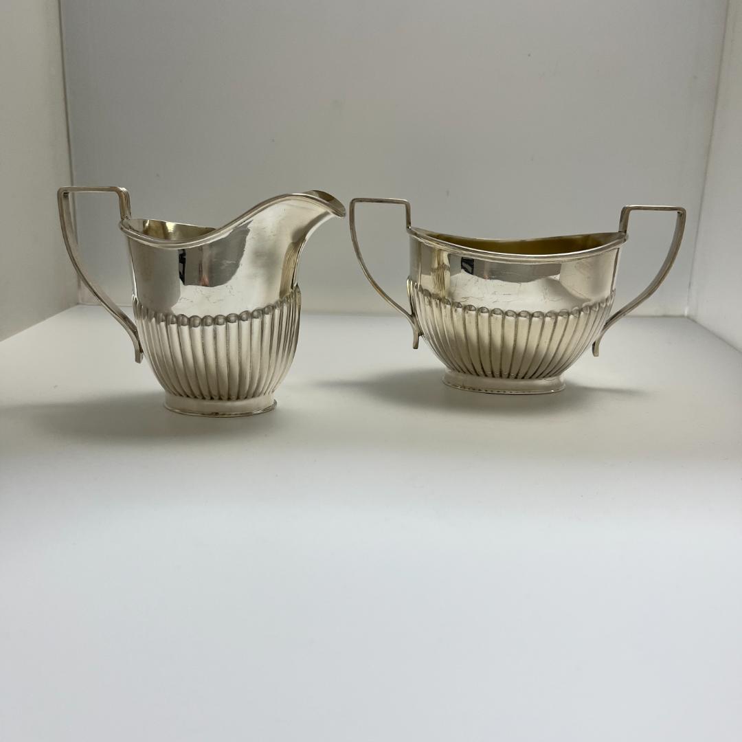 【英国】 クイーンアンスタイルのティーセット 4点 ティー/コーヒーポット