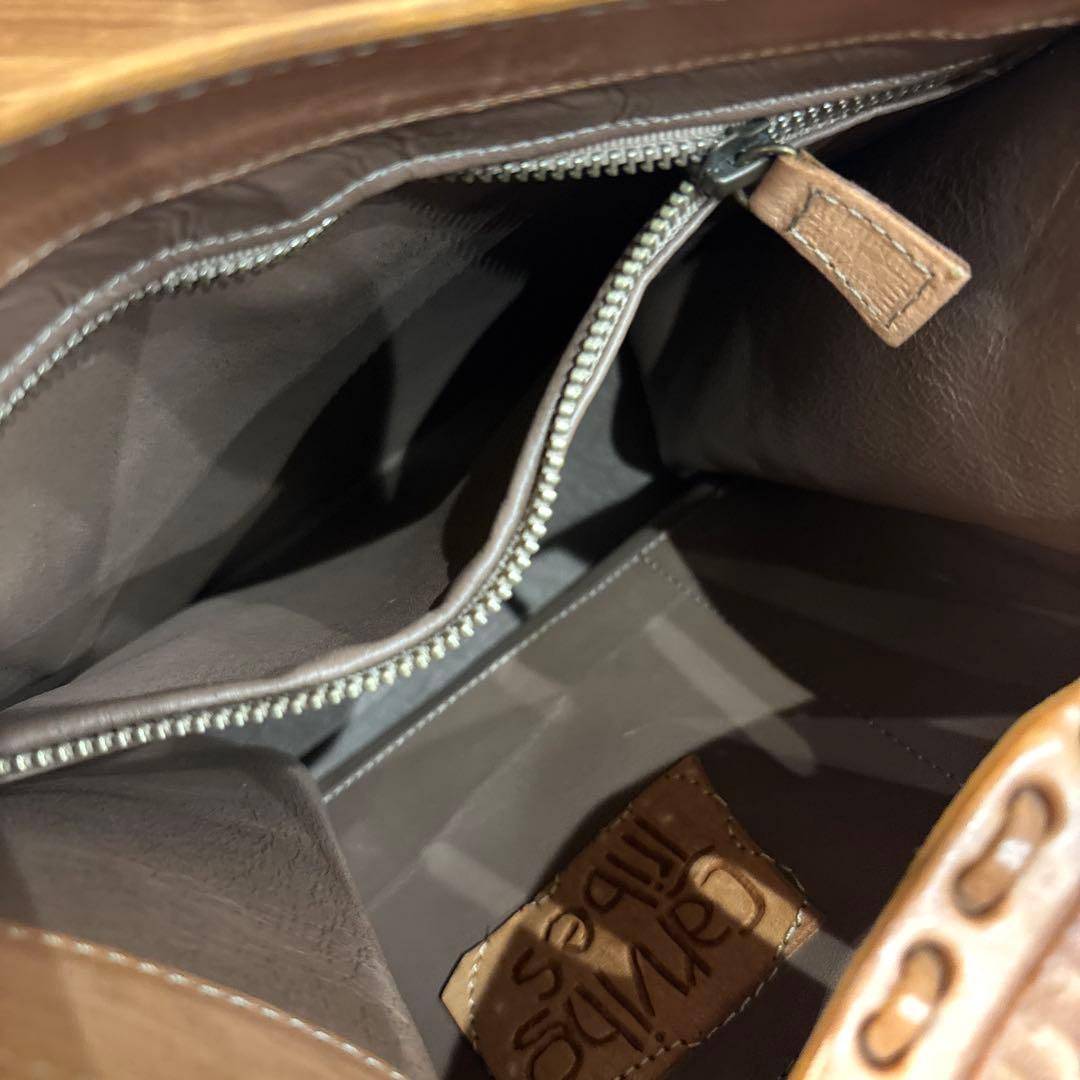 【美品】カービングトライブス レザー 本革製 トートバッグ 台形 グレース