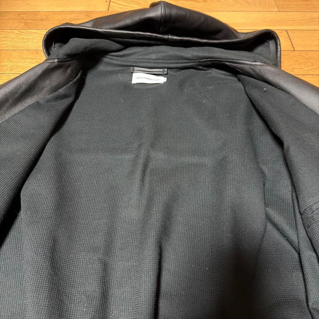 本日限定値下げ　クーティーレザージップパーカー　ラムスキン